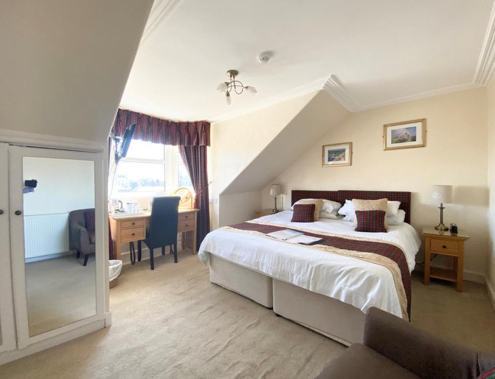 Daviot Guest House Ayr Exterior photo